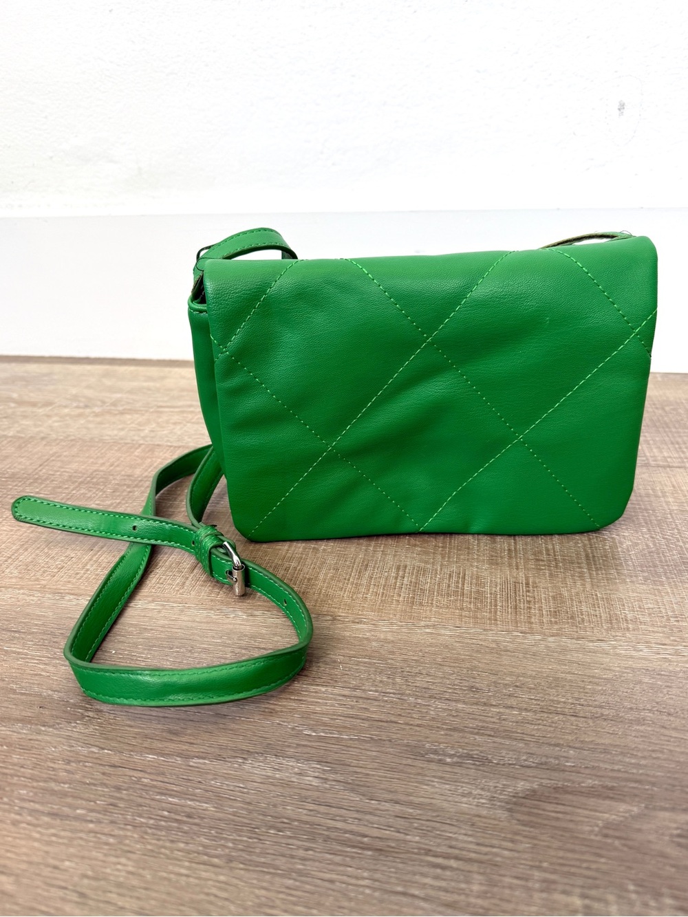 PrettyLittleThing Green Quilted Crossbody Faux Leather Purse